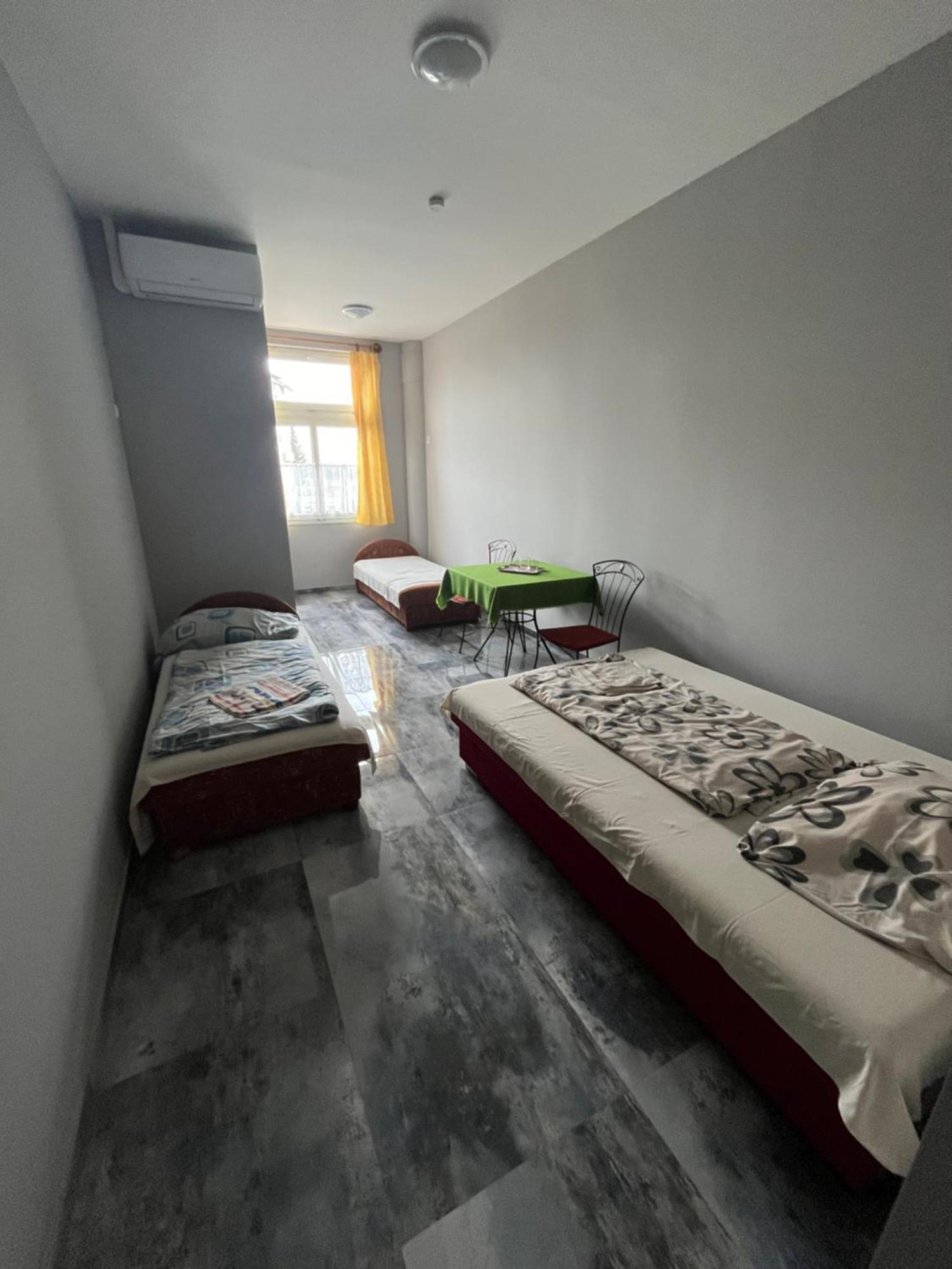 Lilla Motel Hegyeshalom Luaran gambar